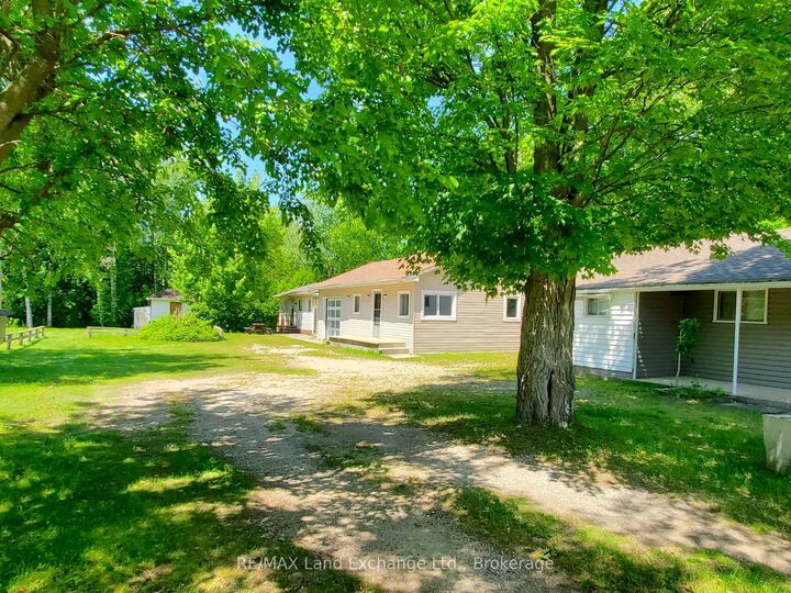 22 Southampton Parkway  South Bruce Peninsula ON N0H 2G0 photo