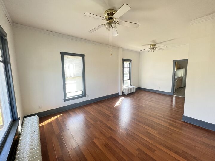 Property Photo:  1324 SE 11th Ave  SD 57401 