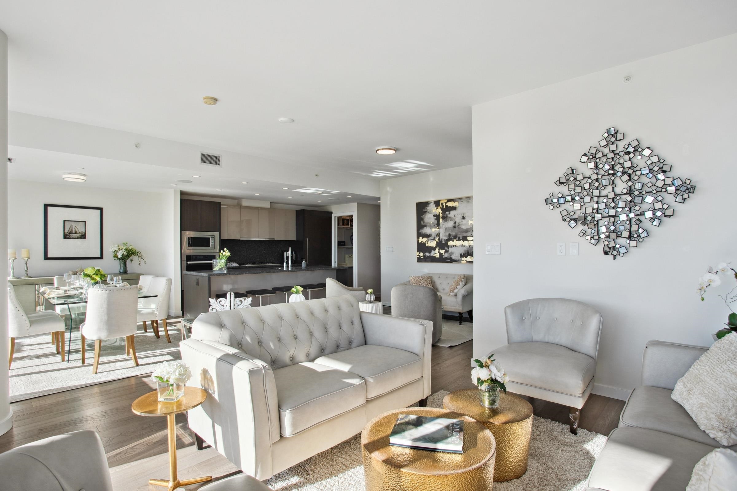 Property Photo: 768 Arthur Erickson Place 503 BC V7T 0B6