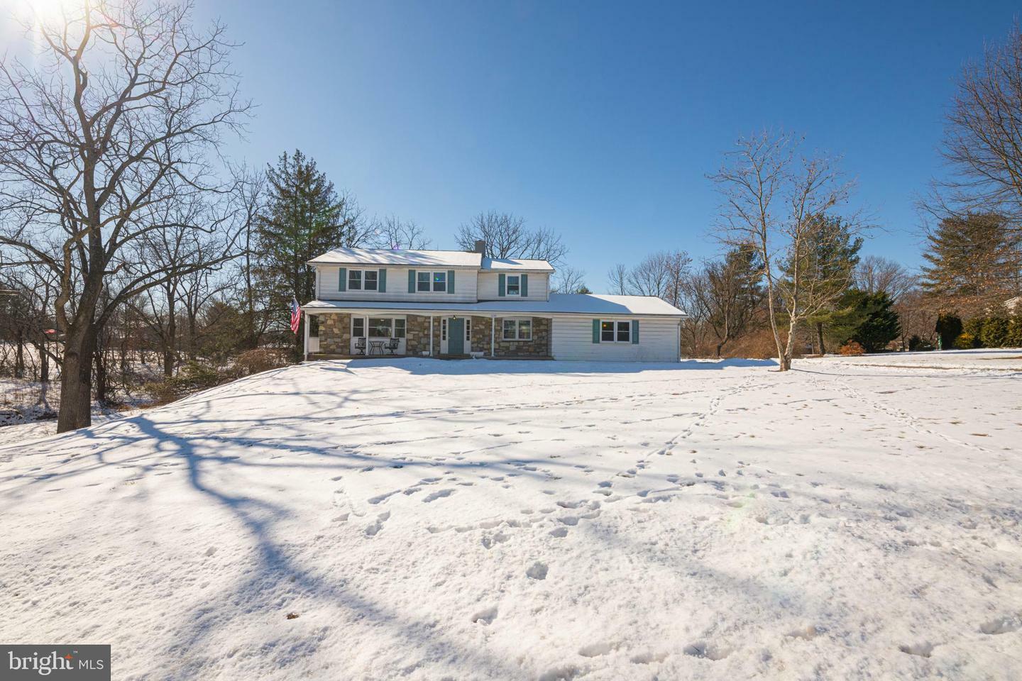 Property Photo:  1230 Buttonwood Drive  PA 19446 