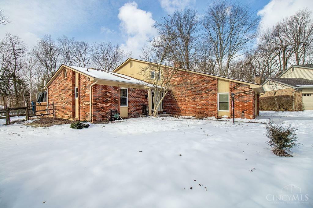 Property Photo:  8687 Creekwood Drive  OH 45039 