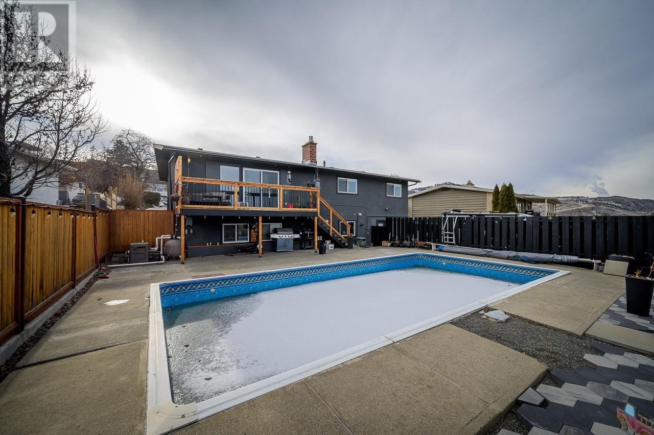 Property Photo: 492 Grandview Terrace BC V2C 3Z4