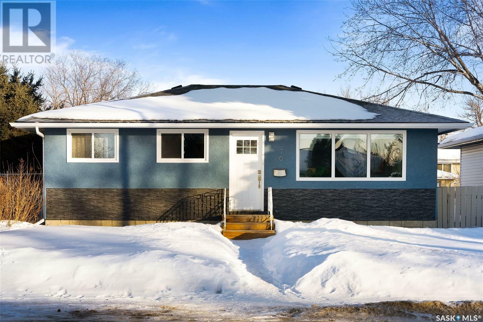 Property Photo:  70 Straub Crescent  SK S4T 6S6 