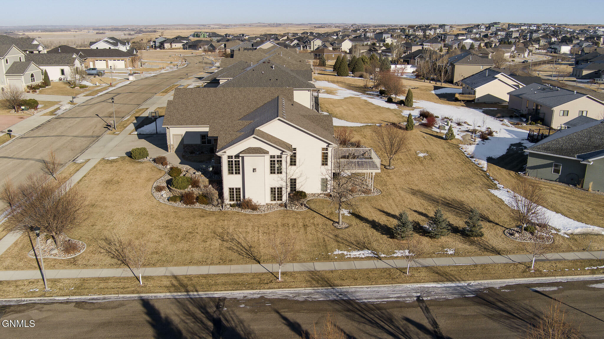 Property Photo:  3201 Promontory Drive  ND 58503 