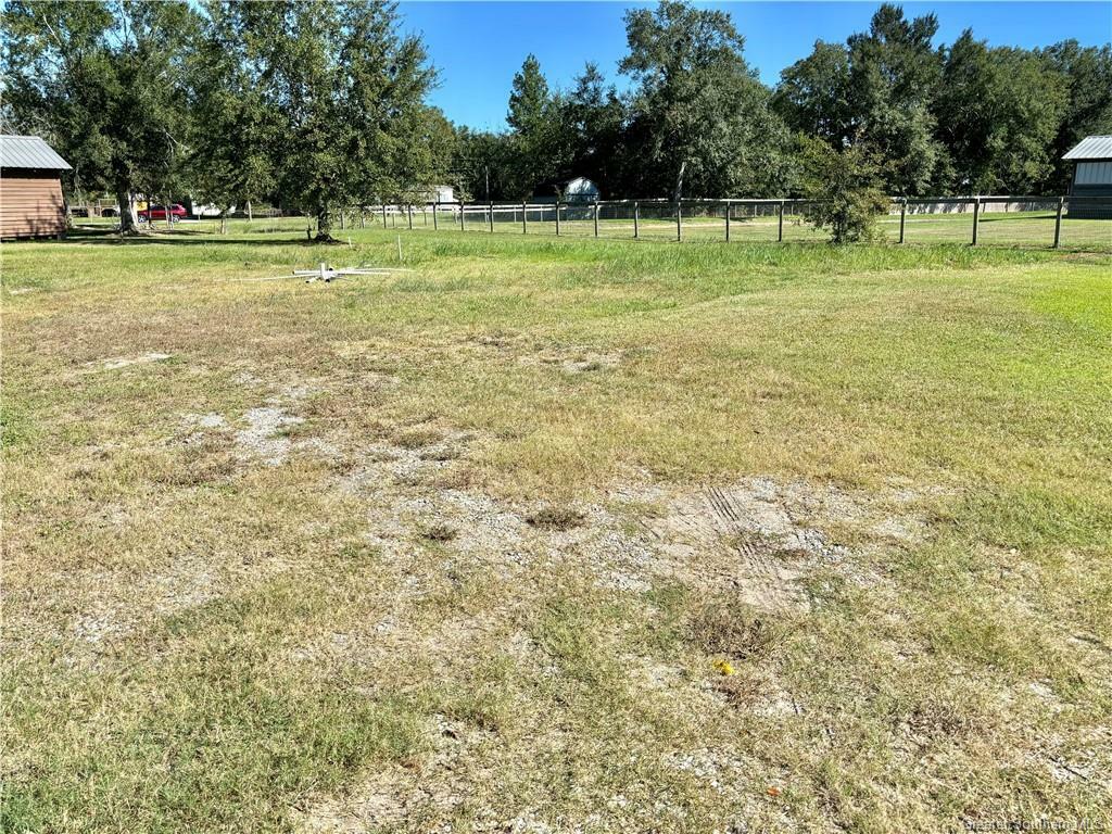 Property Photo:  403 E Highway 90 Highway  LA 70668 