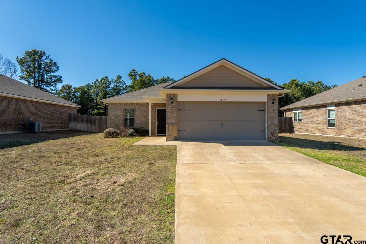 Property Photo:  17367 Stacy  TX 75771 