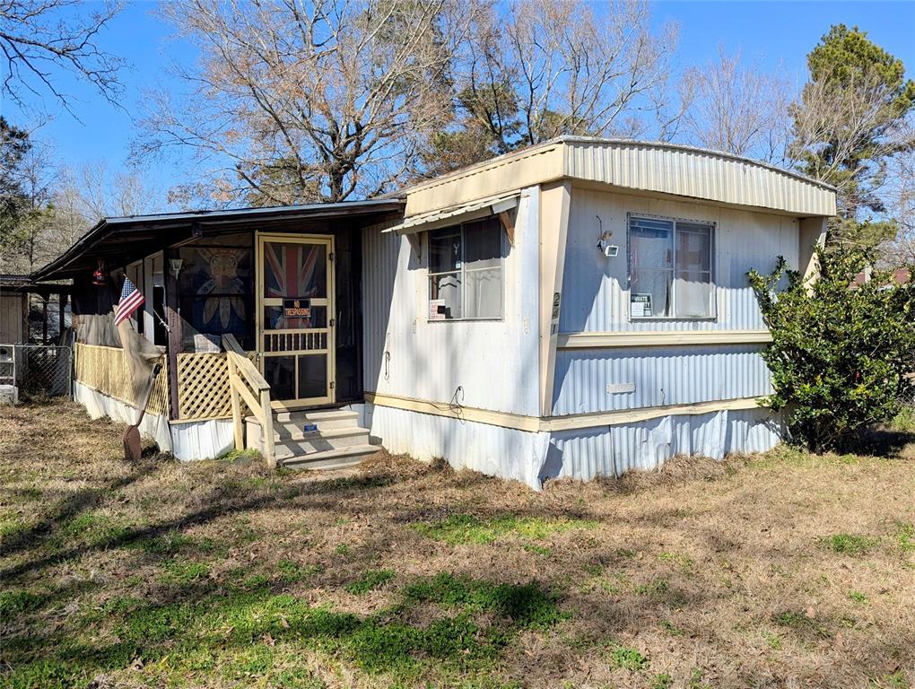 Property Photo:  241 Robin Hood Drive  TX 77351 