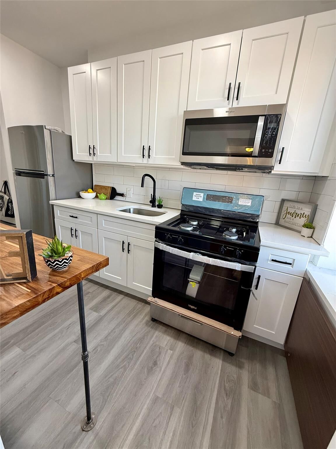 Property Photo: 2630 Kingsbridge Terrace 1V NY 10463