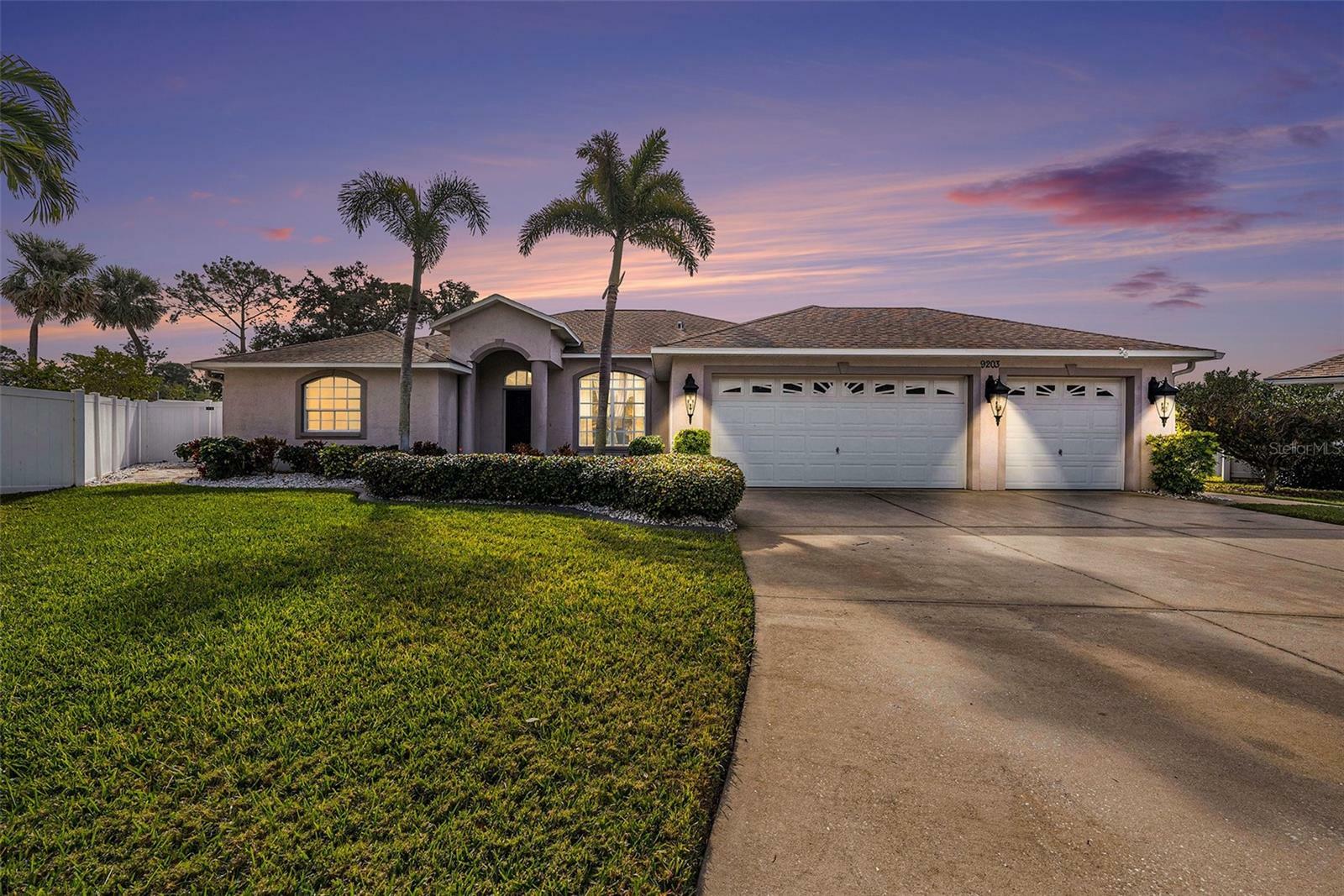 Property Photo:  9203 Sea Oaks Court  FL 33776 