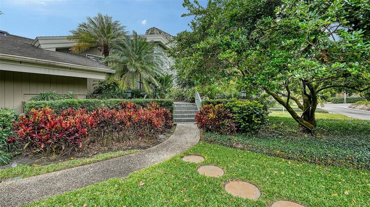 1423 Kimlira Lane  Sarasota FL 34231 photo