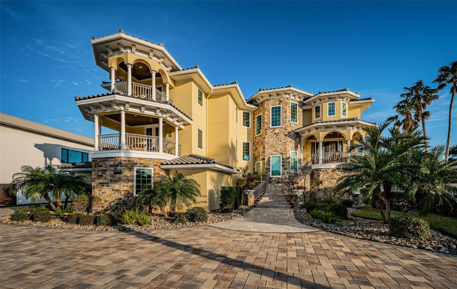 Property Photo: 335 Bath Club Boulevard S FL 33708
