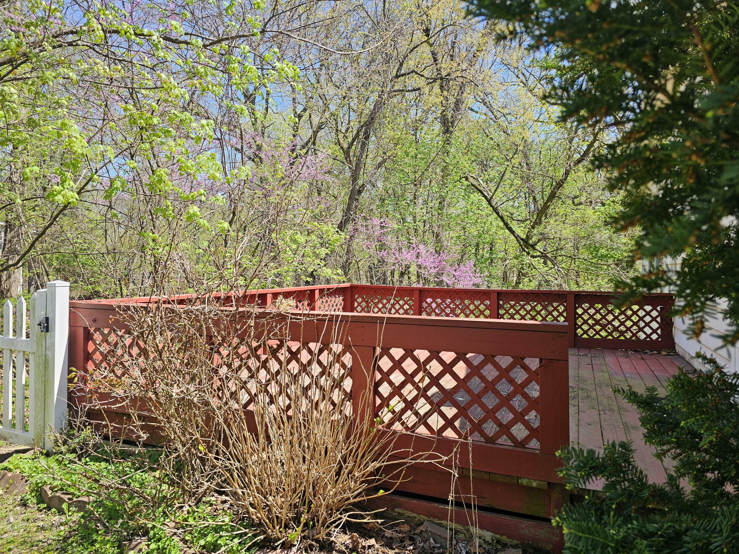 Property Photo: 77 Leitch Drive MI 49015
