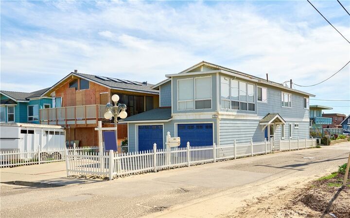 Property Photo: 310 Sandpiper Lane CA 93445