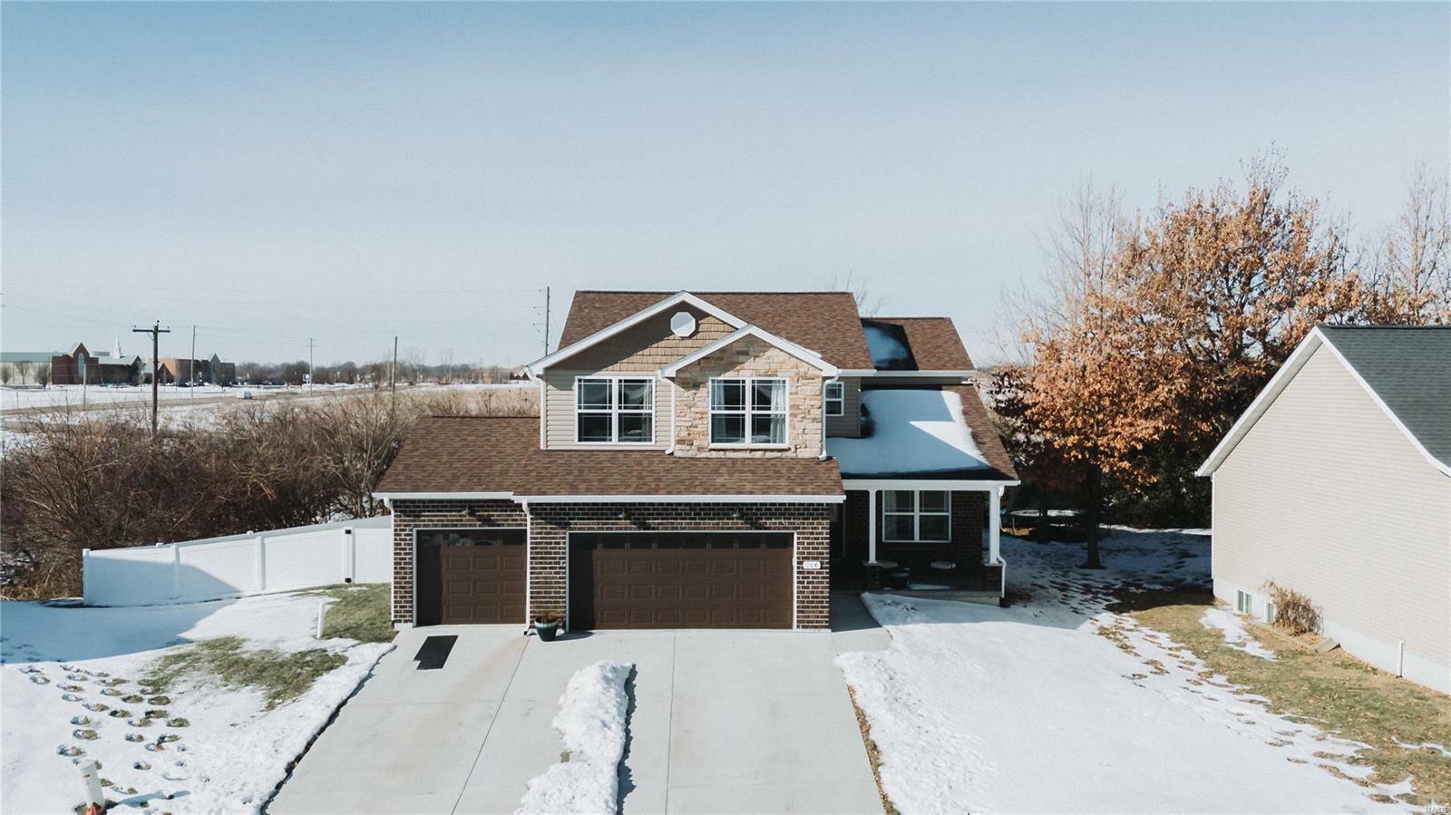 Property Photo: 104 Eisenhower Boulevard IL 62294