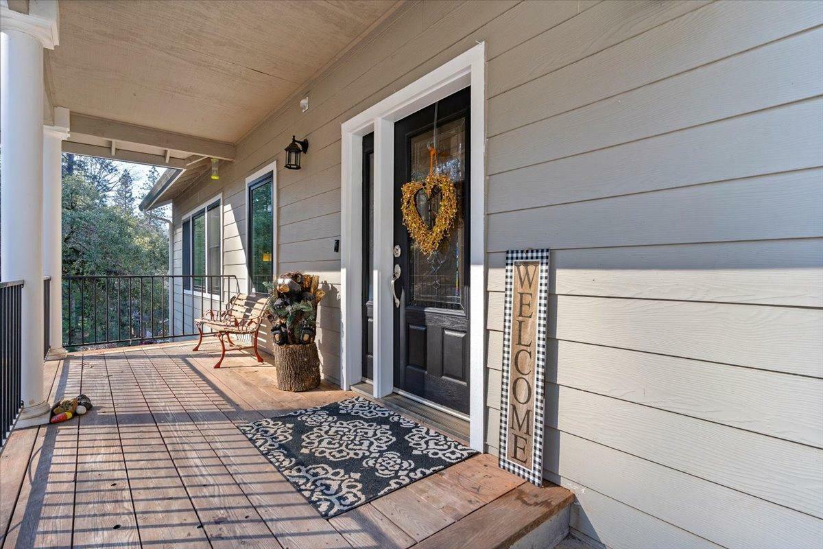 Property Photo:  11376 Ragan Way  CA 95949 