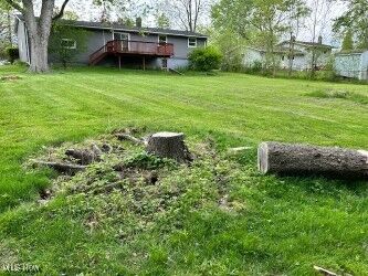 Property Photo: 10100 N Delmonte Boulevard OH 44241