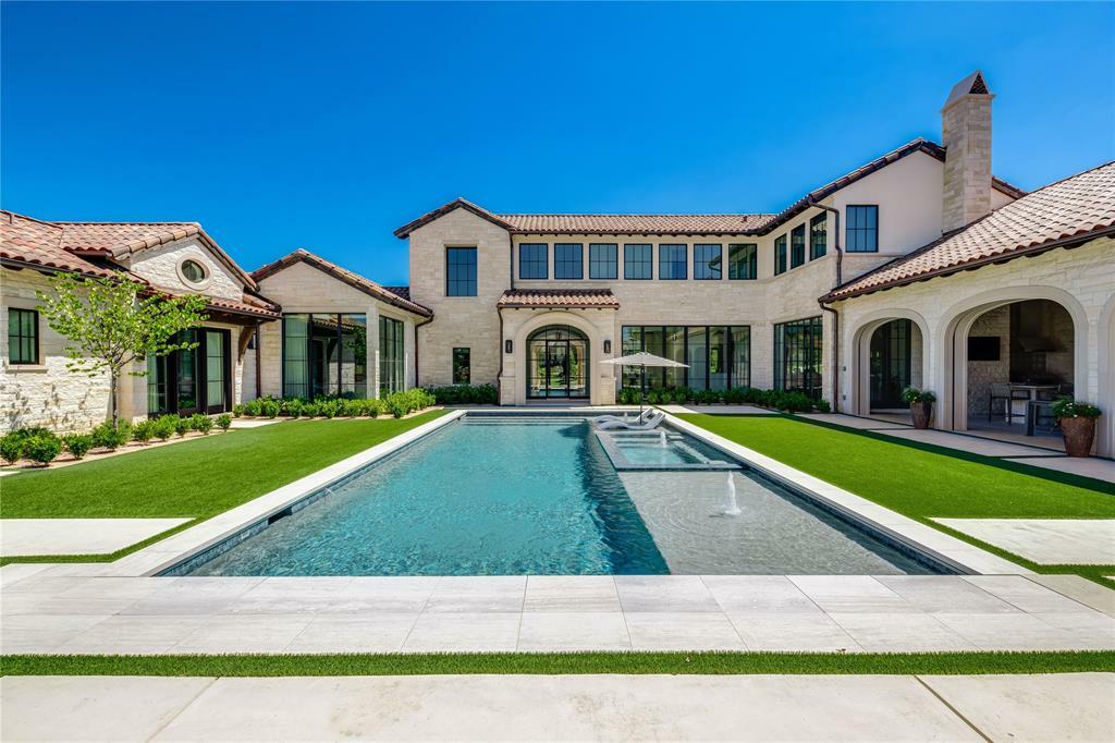 Property Photo:  1621 Meandering Way Drive  TX 76262 