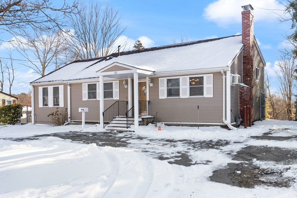 Property Photo:  121 Anawan Street  MA 02302 