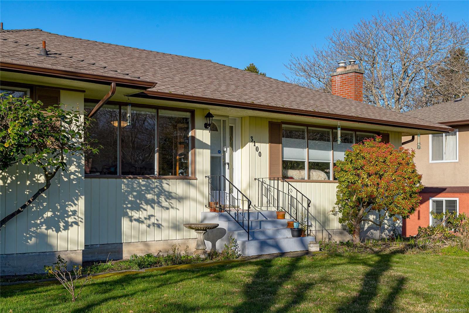 Property Photo: 3100 Woodburn Ave BC V8P 5B7