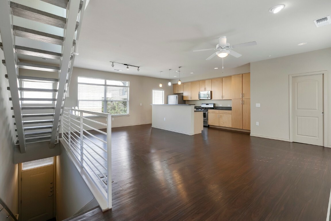 Property Photo:  2606 Wilson Street 801  TX 78704 