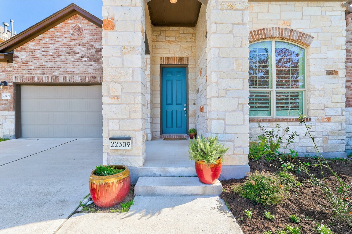 Property Photo:  22309 Verbena Parkway  TX 78669 