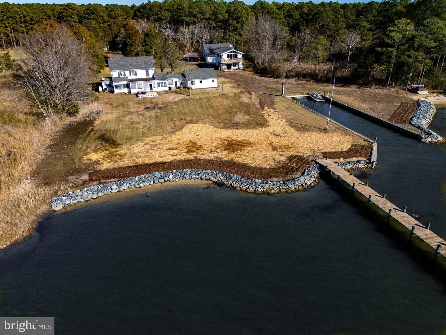 Property Photo: 1308 Town Point Road MD 21613