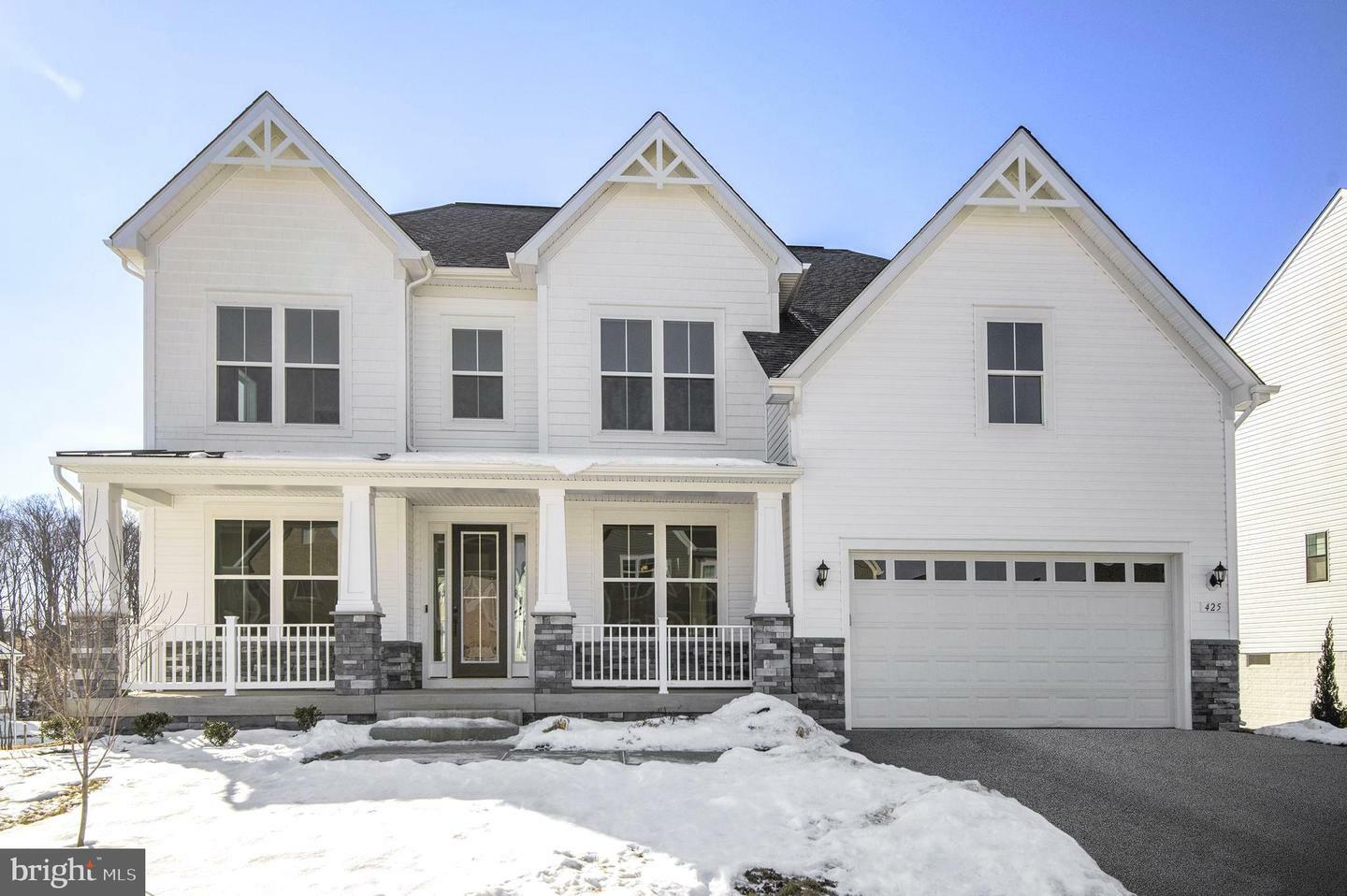 Property Photo:  425 Meadow Creek Drive  MD 20716 