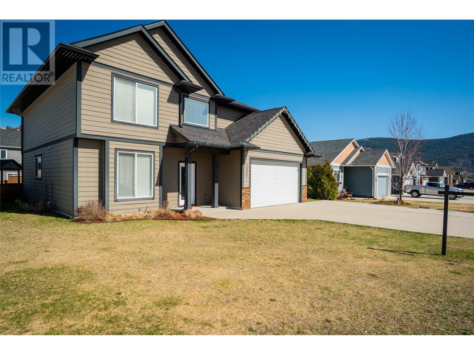 Property Photo: 1537 Rosewood Lane BC V1N 4X7