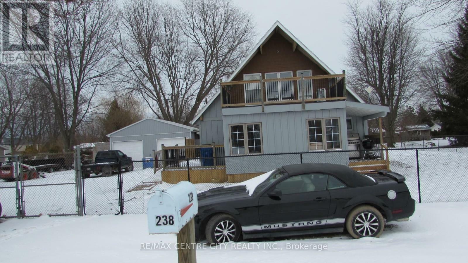 Property Photo:  238 Peel Street  ON N0P 1A0 