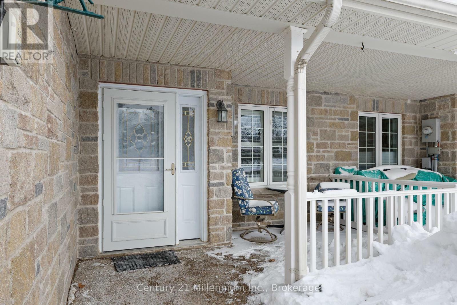 Property Photo:  49 Greenway Drive  ON L9Z 0E6 