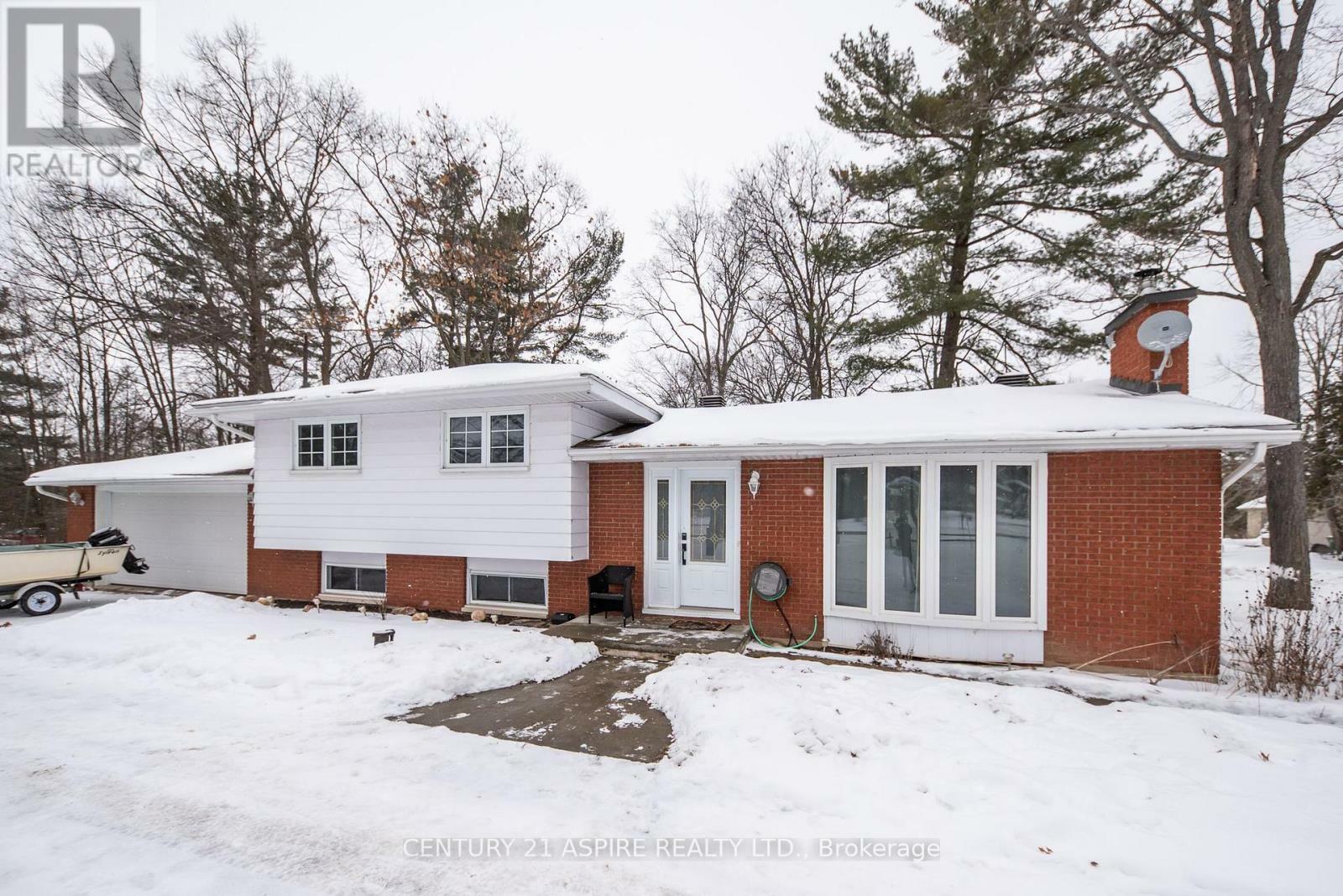 58 Cotnam Street  Laurentian Valley ON K8A 6W2 photo