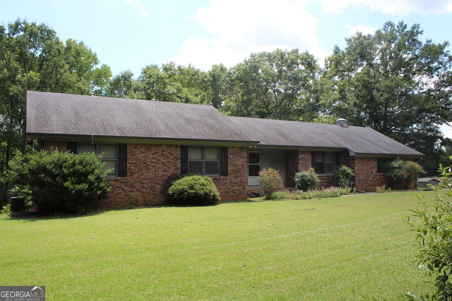 Property Photo: 255 Barnett Road Road GA 30228