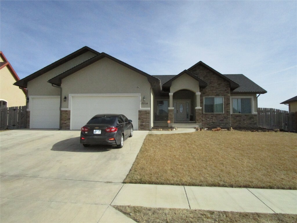 Property Photo:  2214 Stetson Way  KS 67846 