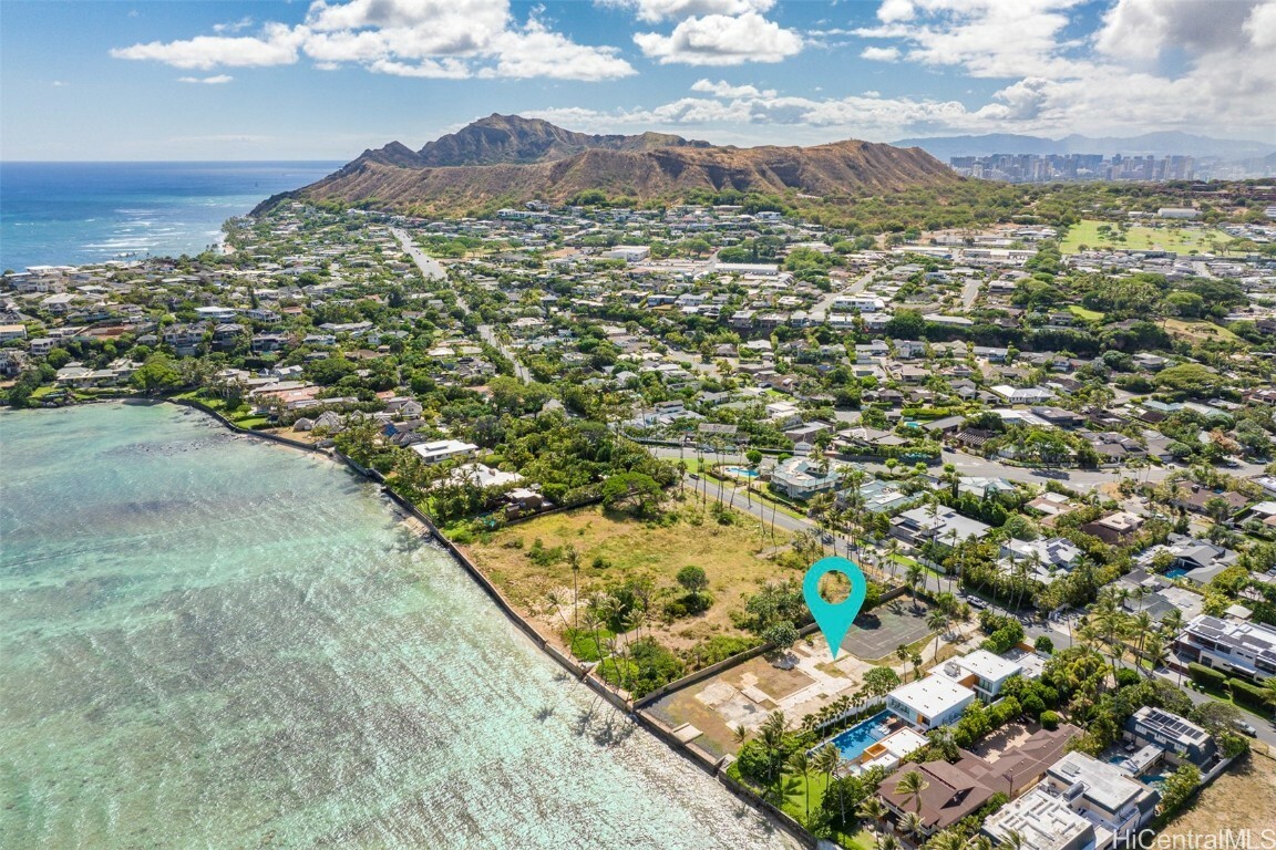 4439 Kahala Avenue  Honolulu HI 96816 photo