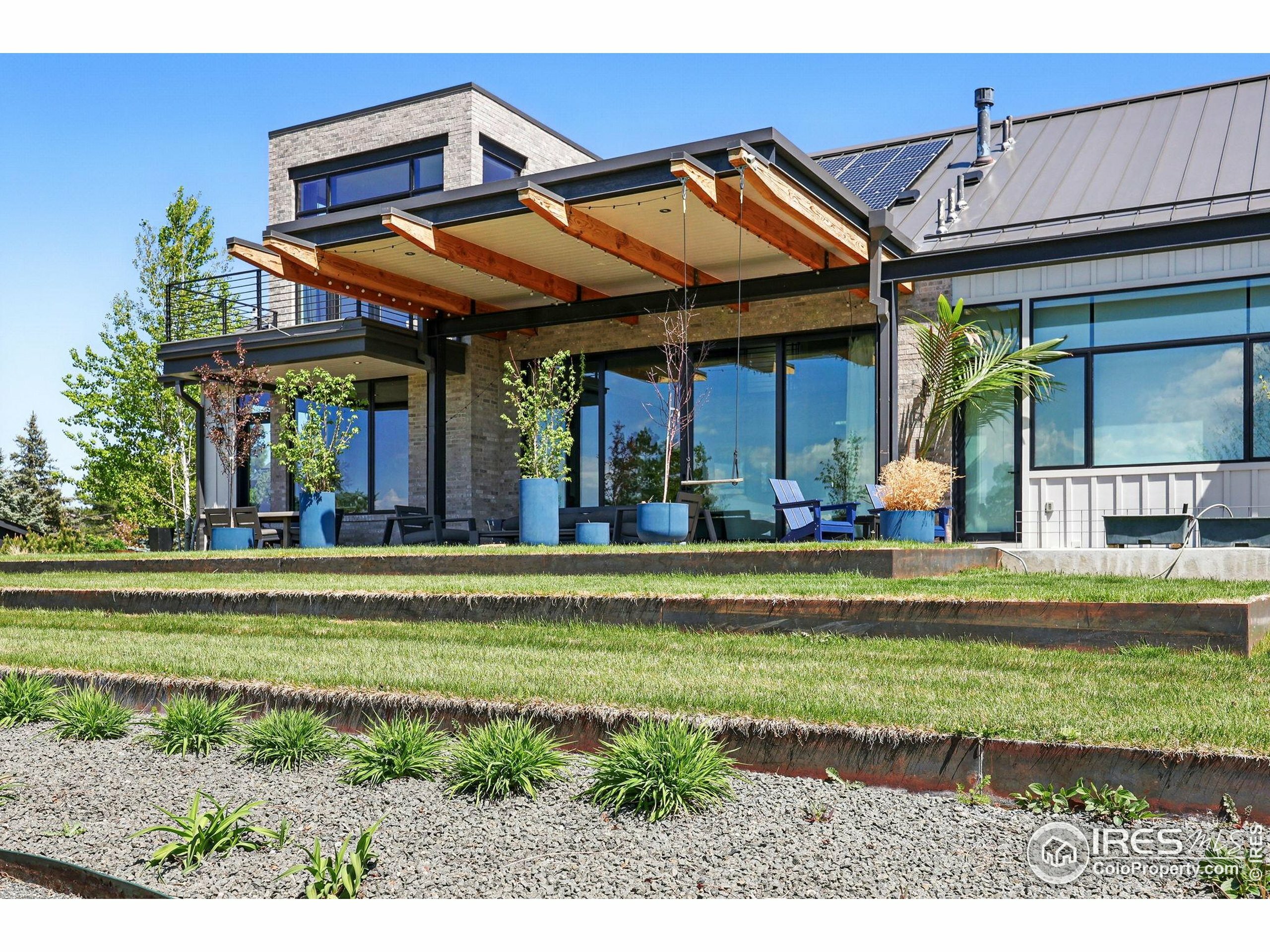 Property Photo: 635 Paragon Dr CO 80303