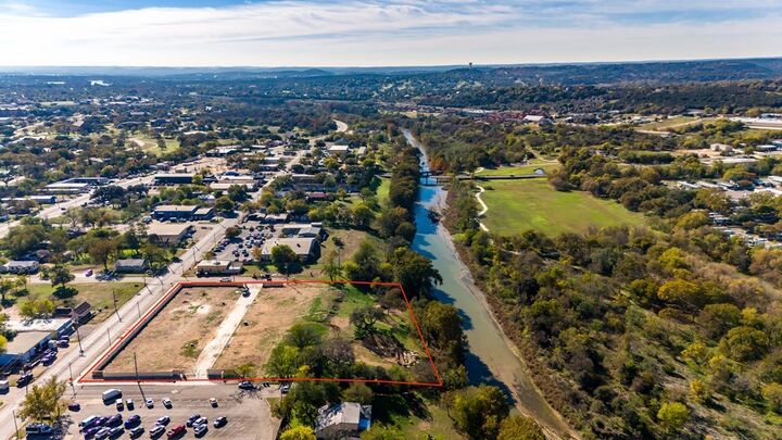 Property Photo:  1311 #8 Water St  TX 78028 