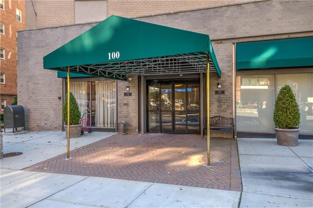 Property Photo: 100 E Hartsdale Avenue Tre NY 10530