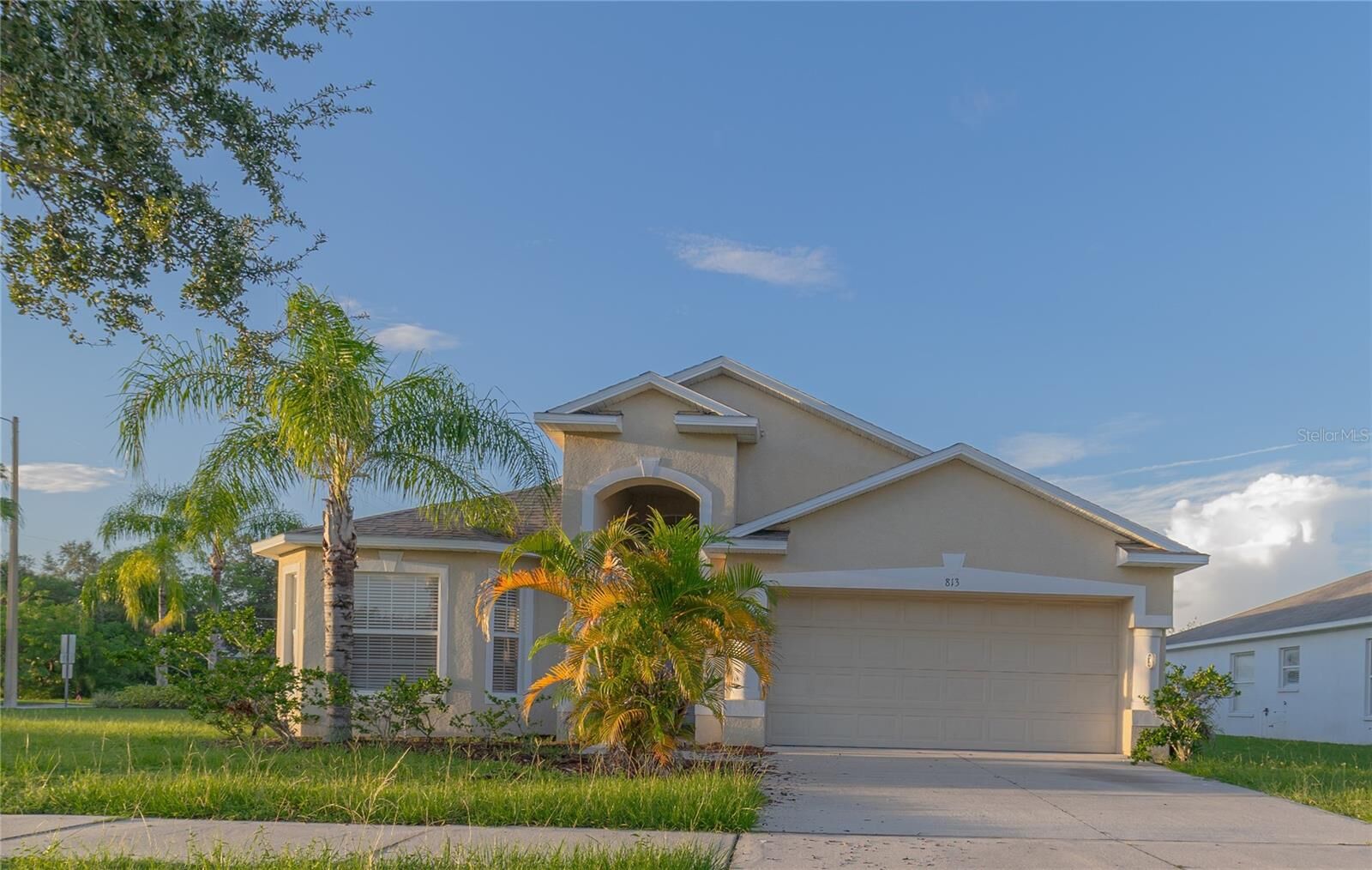 Property Photo:  813 Cristelle Jean Drive  FL 33570 