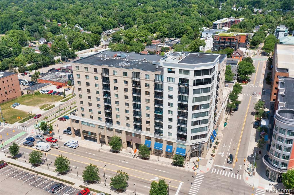 111 N Ashley Street 904  Ann Arbor MI 48104 1770 photo