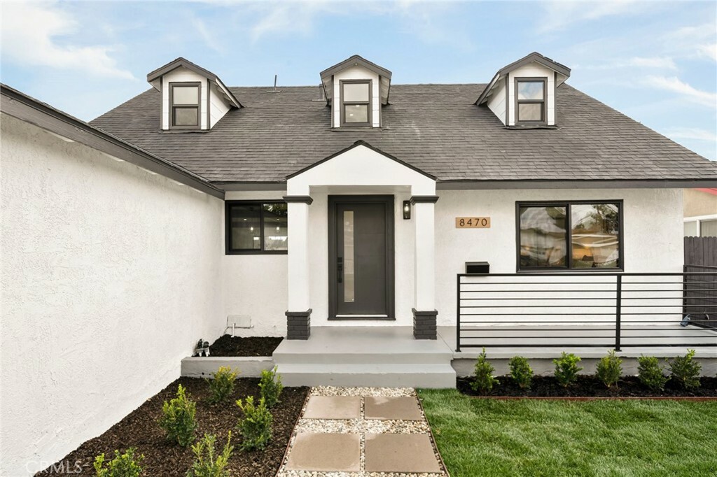 Property Photo:  8470 Poppy Way  CA 90620 