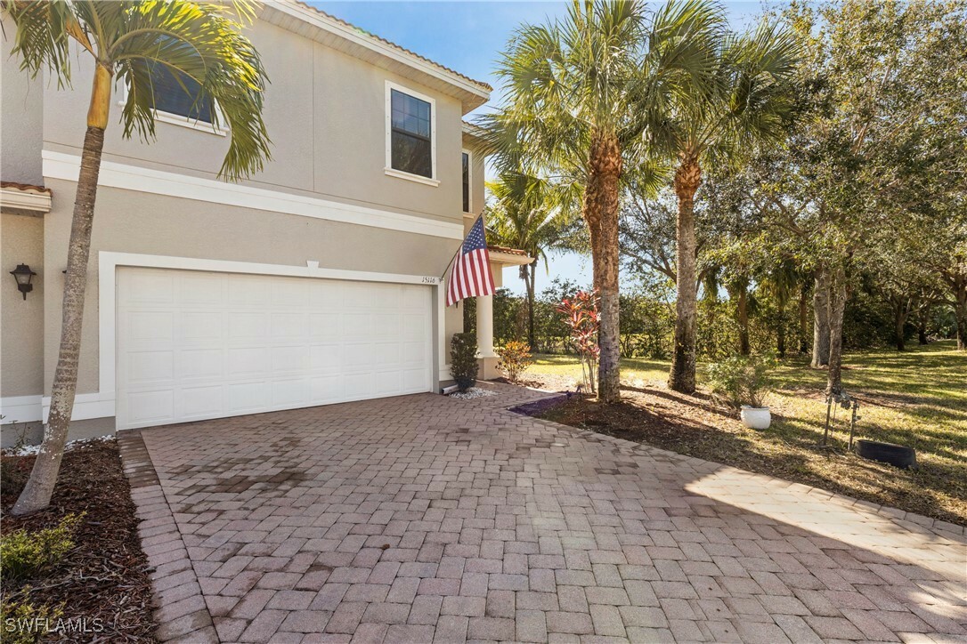 Property Photo:  15116 Summit Place Circle 213  FL 34119 