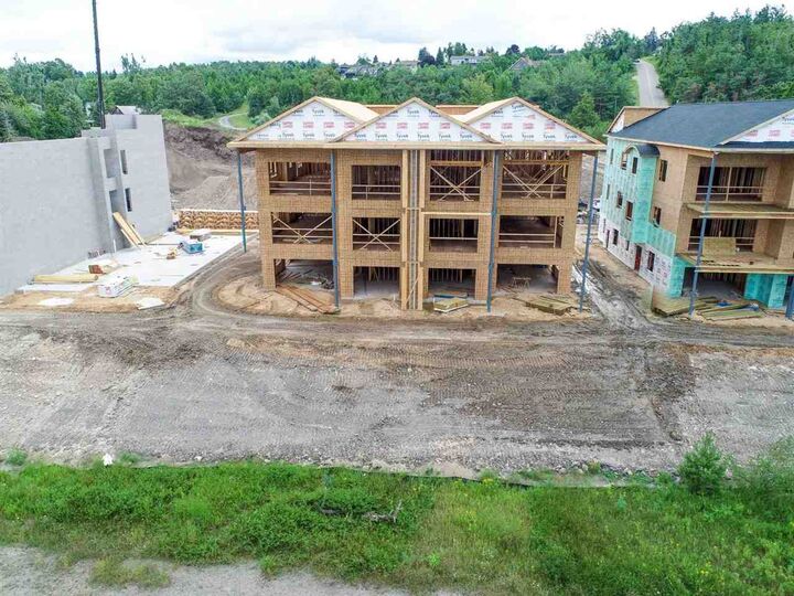 Tbd Lakeview Building B-1  Bay Harbor MI 49770 photo