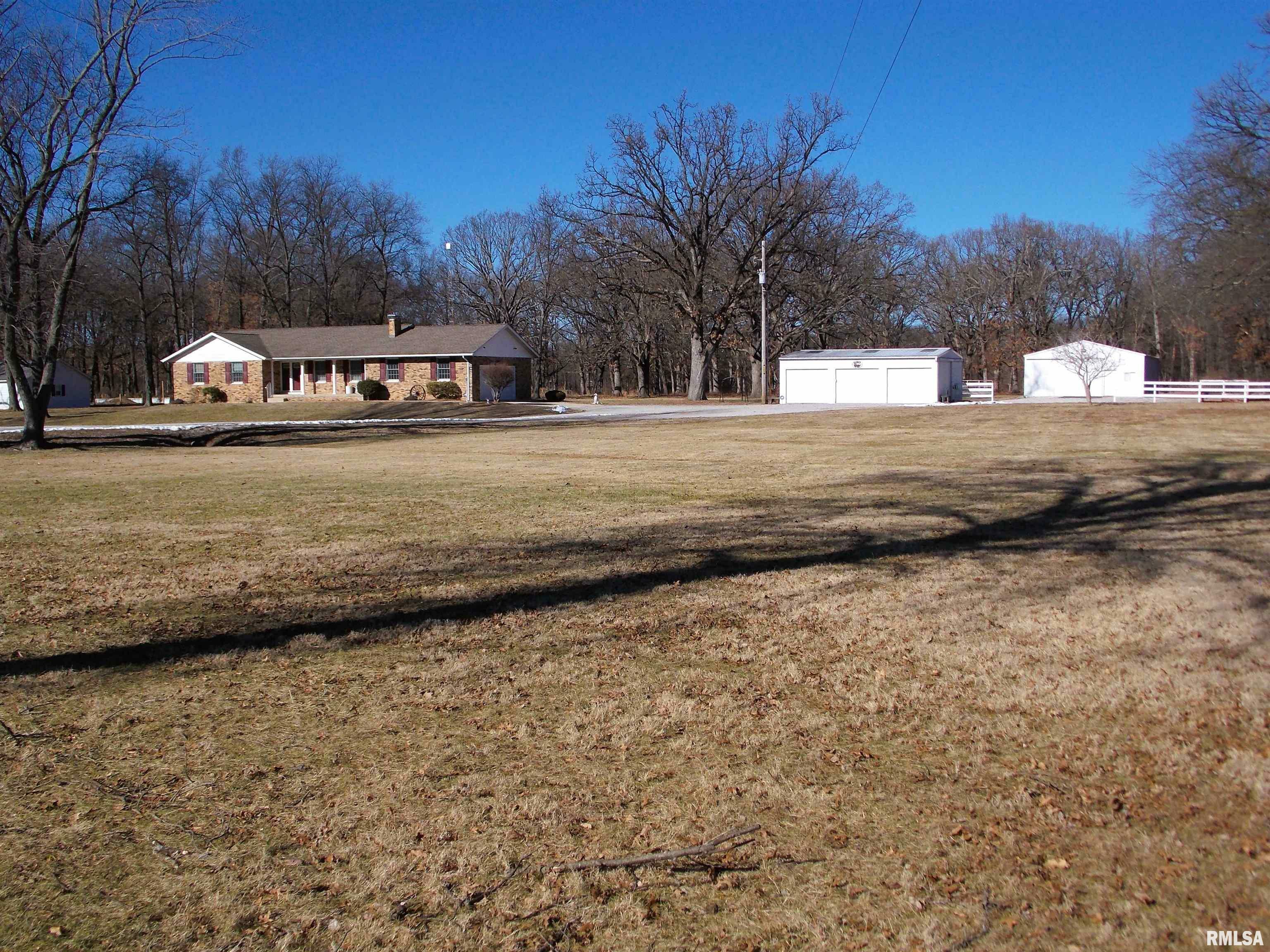 Property Photo:  1723 Walnut Hill Road  IL 62801 