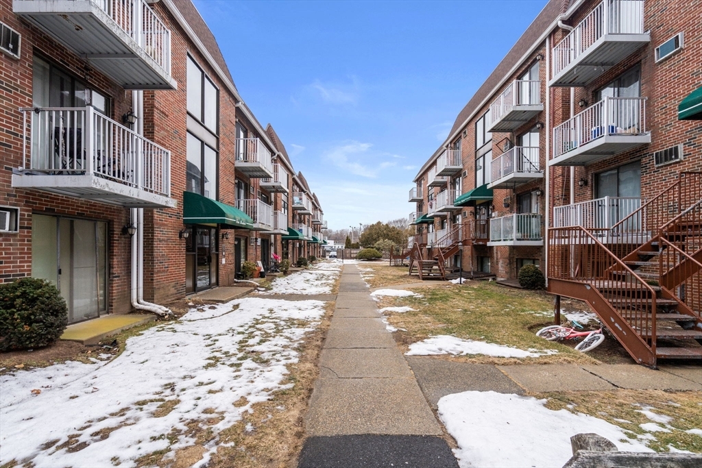 Property Photo: 1186 Worcester 230 MA 01702