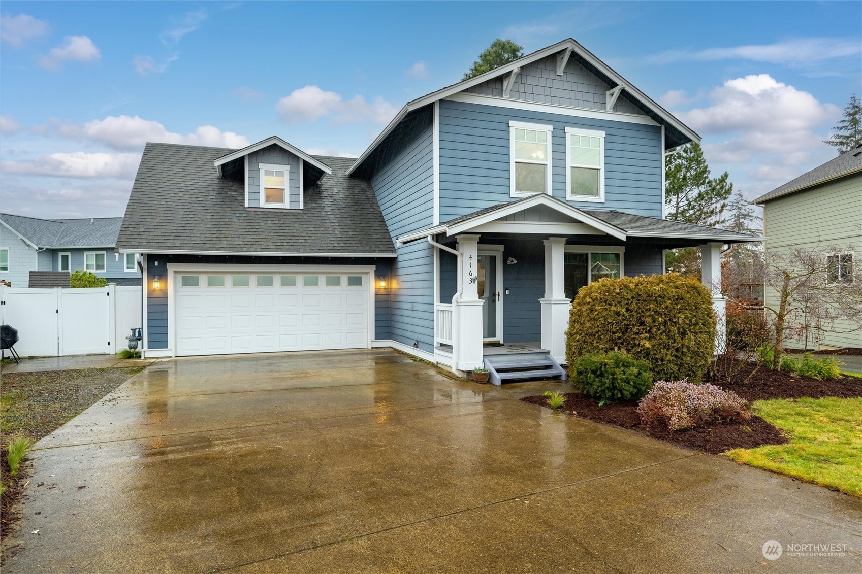 Property Photo:  4163  Aurora Loop  WA 98226 