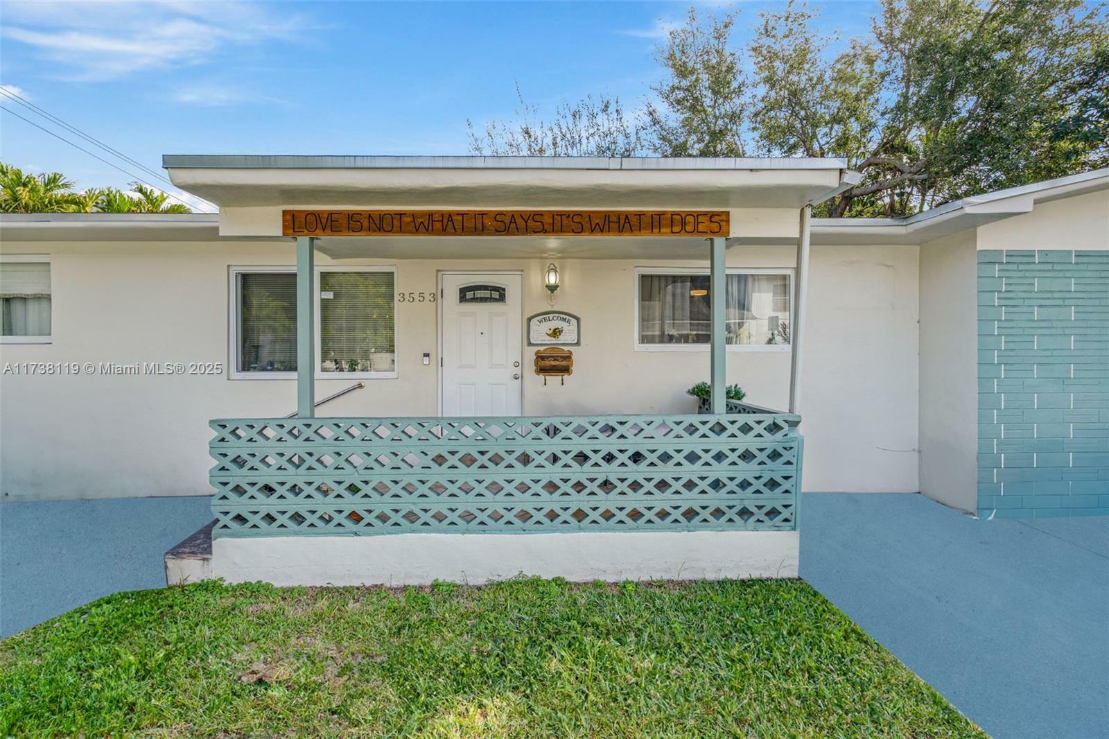 Property Photo:  3553 Hibiscus St  FL 33133 