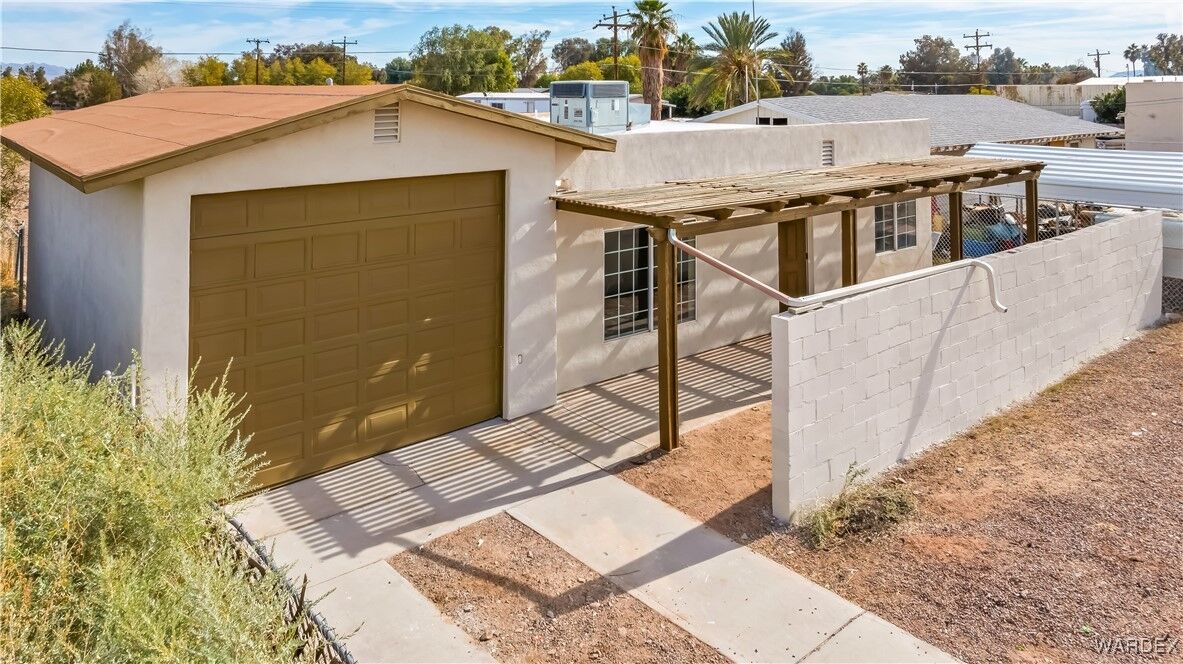 Property Photo: 8774 S Desoto Drive AZ 86440