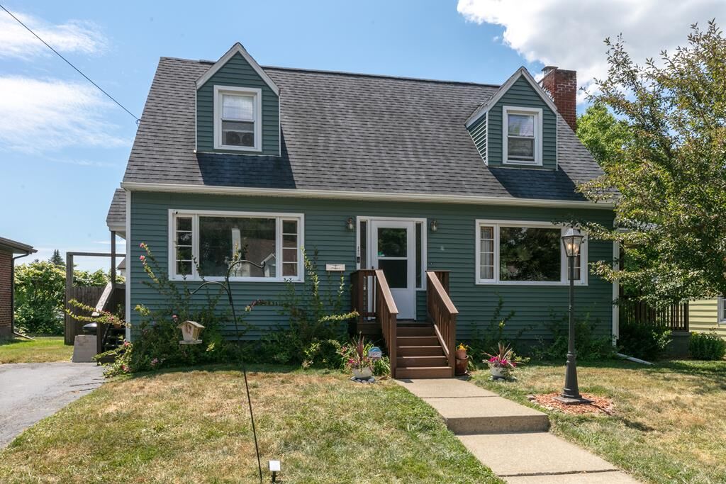 Property Photo:  329 Noble Street  NY 14901 