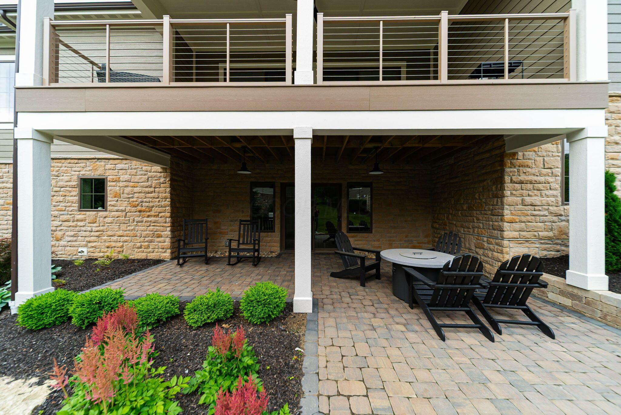Property Photo: 1474 Dogwood Loop OH 43065
