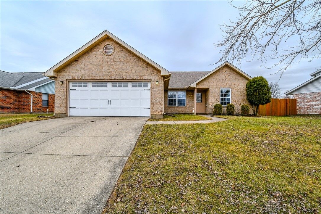 Property Photo: 8808 Deer Chase Drive OH 45424